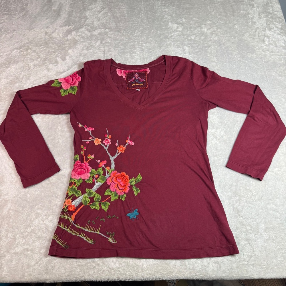 Vintage Johnny Was JWLA Floral Embroidered Long Sleeve Tee M Burgundy Boho VNeck